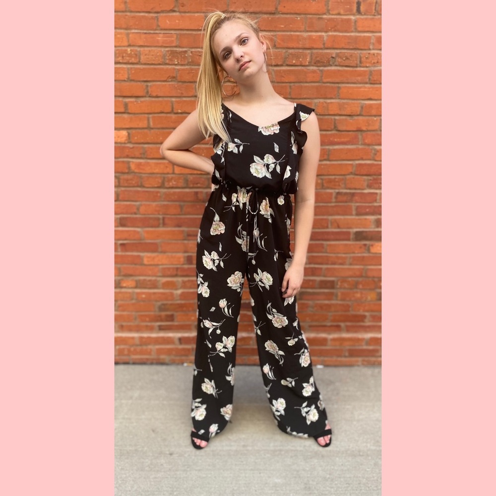 Xhilaration floral jumpsuit